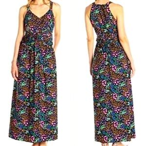 🆕 Lark & Ro floral sleeveless v neck maxi …